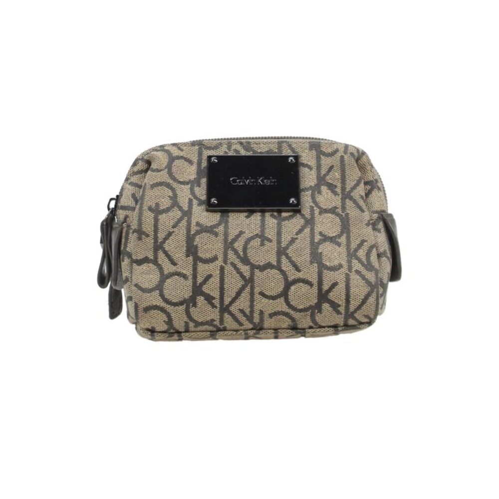 Calvin Klein Womens Signature Monogram Zip Pouch Wallet Beige